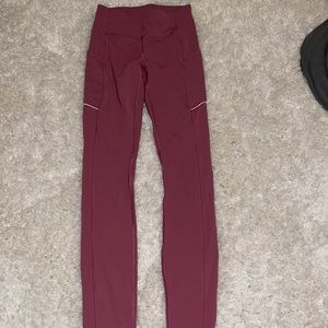 lulu lemon leggings size 2 28’ moss rose color